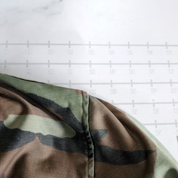 Army M-65 Cold Weather Field Jacket Mens L Green Camouflage Woodland Camo - Picture 10 of 10